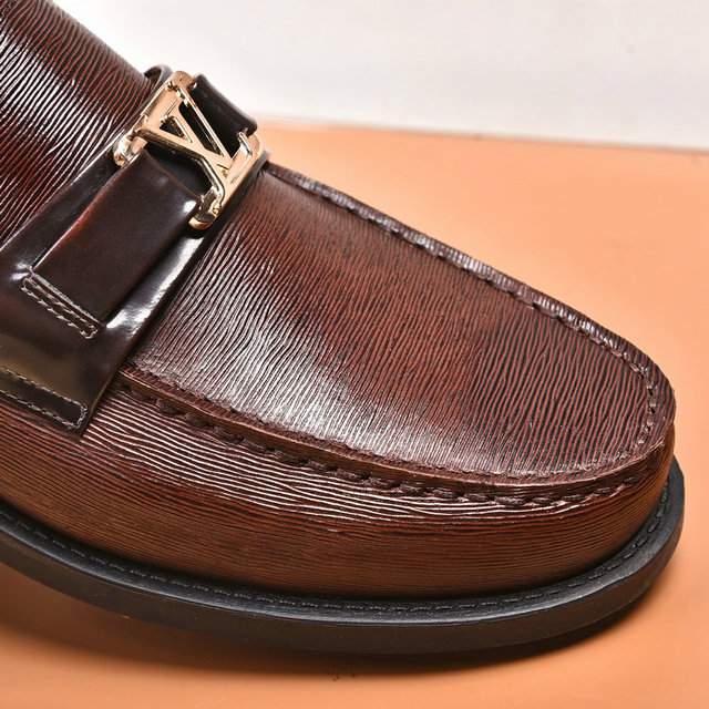 Picture of Louis Vuitton Shoes _SKU2241070SZ38-4413781